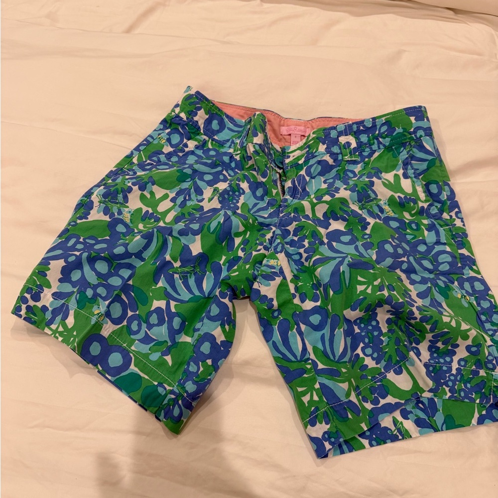 Lilly Pulitzer size 8 shorts